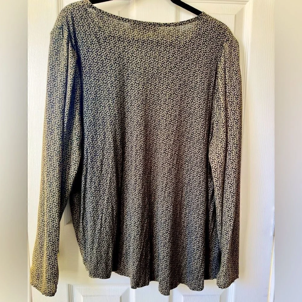 LOFT V Neck Mixed Media‎ Loose Fitting Green and Black Blouse Size XXL - Picture 2 of 6